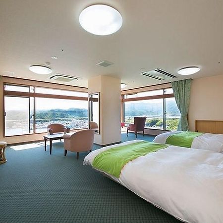 Hotel Urashima Sanjoukan Nachikatsuura Eksteriør billede